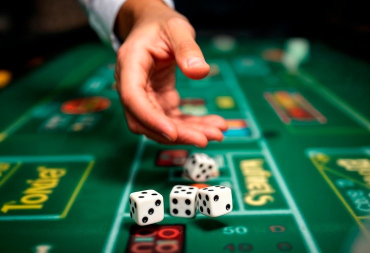 Ringkasan bonus harian untuk dewasa